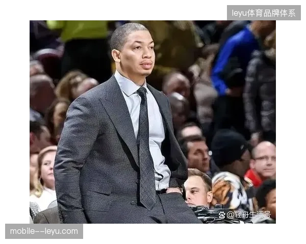 泰伦·卢或在新赛季常规化小球阵容，最大化发挥保罗·乔治的锋线全能属性